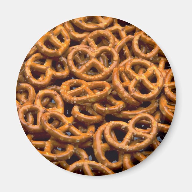 Pretzels Magnet (Front)