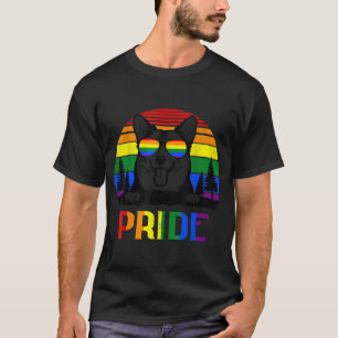 Pride Husky Dog Vintage LGBT Pride Rainbow Flag Su T-Shirt