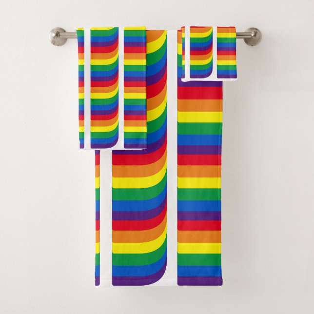 Pride lgbt lgbtq queer gay rainbow retro pattern bath towel set (Insitu)