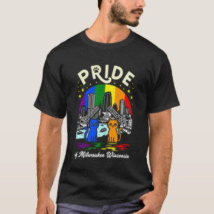 Pride of Milwaukee City Wisconsin Cats Rainbow Fla T-Shirt