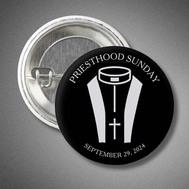 PRIESTHOOD PHOTO SIMPLE BLACK AND WHITE 3 CM ROUND BADGE (Creator Uploaded)