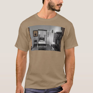 Priestx27s Room In Palmira T-Shirt