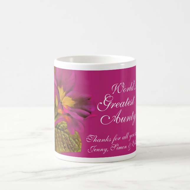 Primula floral art "World's Greatest Aunty" mug (Center)