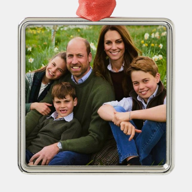 Prince William and family Dec 2025 stylized Metal Tree Decoration (Front)