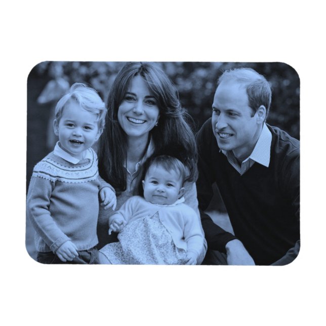 Prince William family Dec 2015 blue monochrome Magnet (Horizontal)