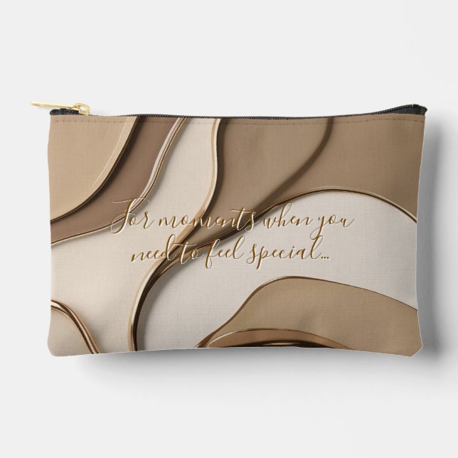 Print cut sew bag in stylish graphic (Front)