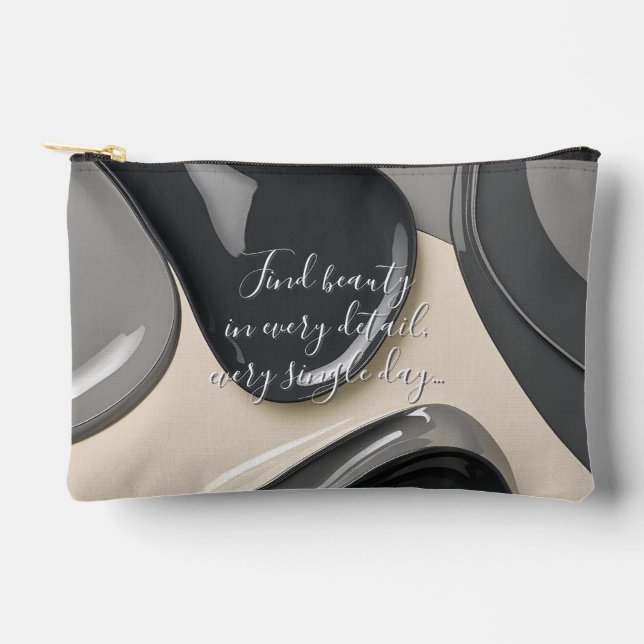 Print cut sew bag in stylish graphic (Front)