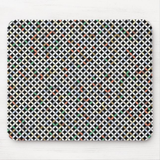 Prismatic Curved Diamond Pattern Mouse Mat (Front)