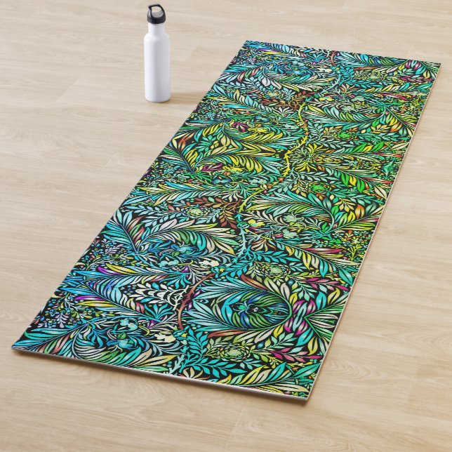 Prismatic Fern Green Yoga Mat (In Situ)
