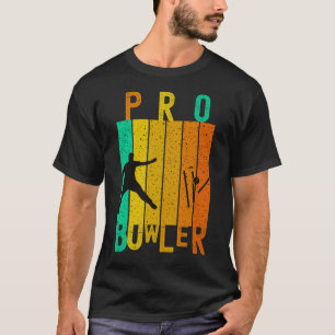 PRO BOWLER CRICKET PLAYER- CRICKET LOVER  T-Shirt