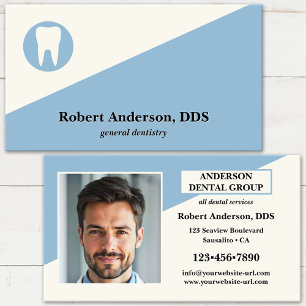 Professional Modern Dental Clinic Dentist Business Card