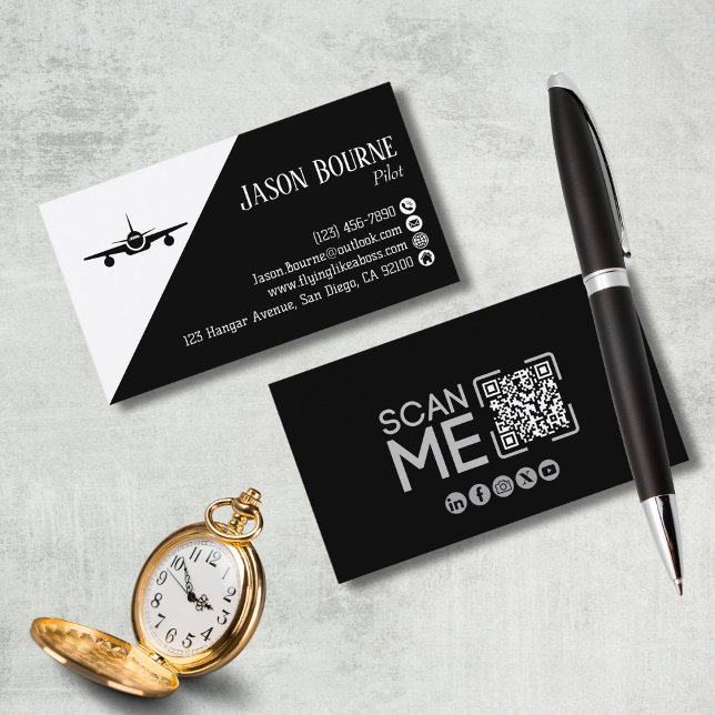 Professional QR Code Aviation Pilot Black an White Business Card (Creator Uploaded)