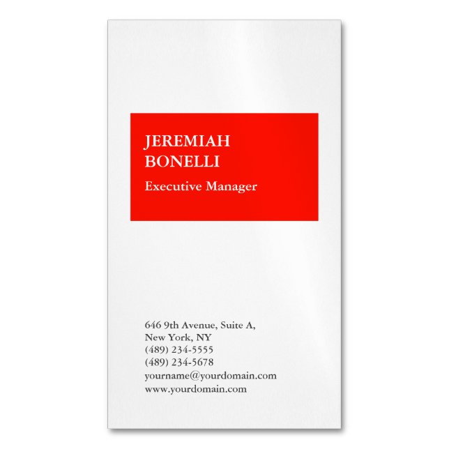 Professional red white minimalist modern 	Magnetic business card (Front Vertical)