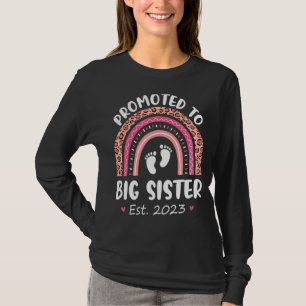 Promoted To Big Sister 2023 Baby Announcement Rain T-Shirt