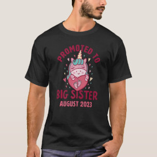 Promoted to Big Sister August 2023 Unicorn Hearts  T-Shirt