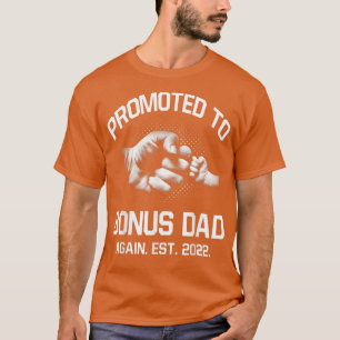 Promoted To Bonus Dad Again EST 2022 Christmas Fat T-Shirt