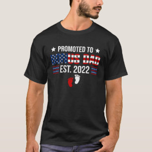 Promoted to Bonus Dad Est 2022 Men First Time Papa T-Shirt