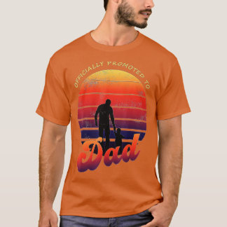 Promoted To Daddy 2022 First Time Fathers Day New  T-Shirt