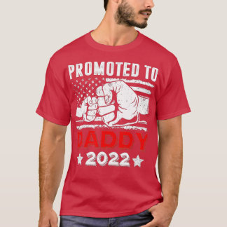 Promoted To Daddy 2022 First Time Fathers Day New  T-Shirt