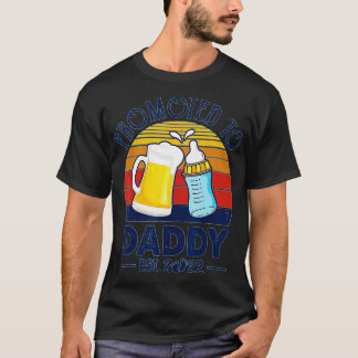 Promoted To Daddy 2022 First Time Fathers Day New  T-Shirt
