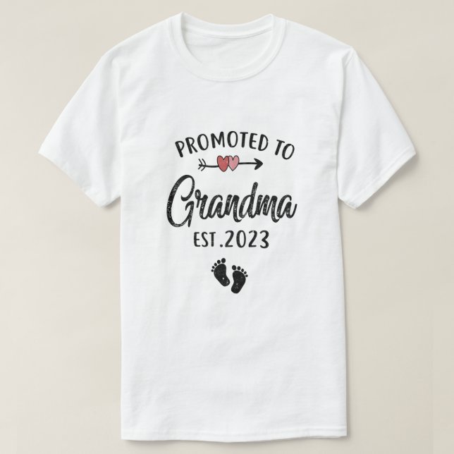 Promoted To Grandma 2023 Funny New Grandma First T T-Shirt (Design Front)