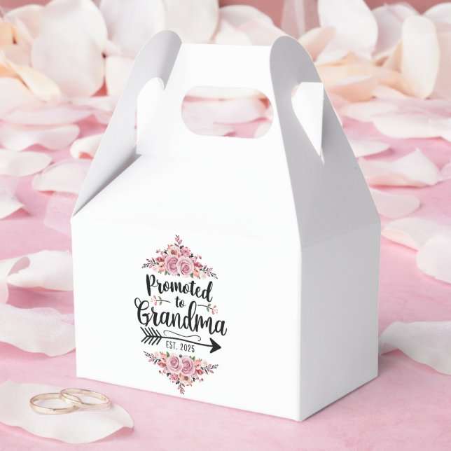 Promoted To Grandma 2025 Pregnancy Announcement Favour Box (Wedding)