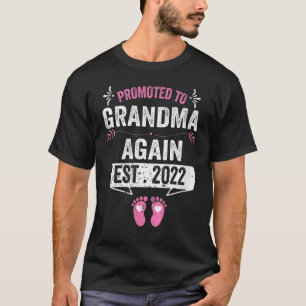 Promoted To Grandma Again 2022 Soon To Be Grandma T-Shirt