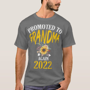 Promoted To Grandma Again 2022 Sunflower Pregnancy T-Shirt