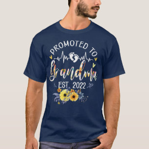 Promoted To Grandma Est 2022 Funny Floral T-Shirt