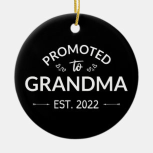 Promoted To Grandma Est. 2022 II Ceramic Tree Decoration