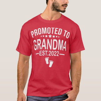 Promoted To Grandma  First Time Mothers New Mom To T-Shirt