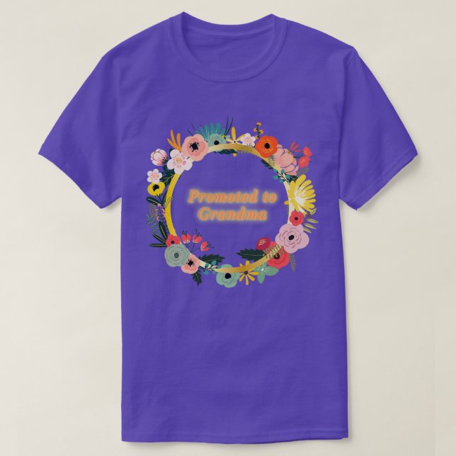Promoted to Grandma Gift for Mothers day Mothers G T-Shirt (Design Front)
