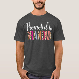 Promoted To Grandma Pregnancy Announcement Leopard T-Shirt