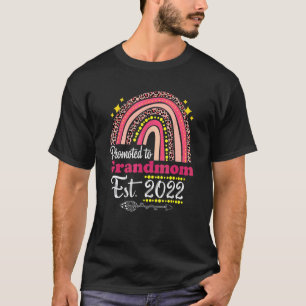 Promoted To Grandmom Est 2022 Rainbow Mother's Day T-Shirt