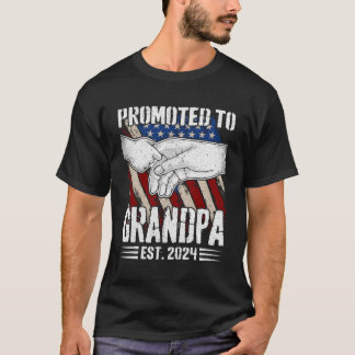 Promoted To Grandpa 2024 For New Grandpa Patriotic T-Shirt