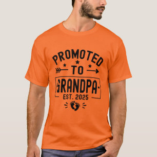 Promoted To Grandpa 2025 Retro Soon To Be Grandpa T-Shirt