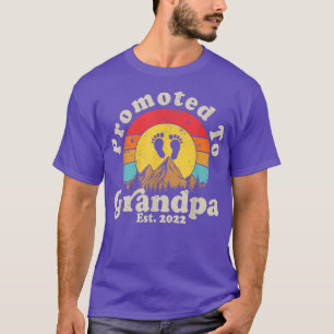 Promoted to Grandpa Est 2022 Men Vintage First Tim T-Shirt