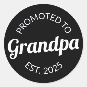 Promoted To Grandpa Est. 2025 I Classic Round Sticker