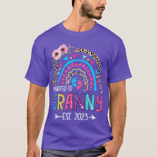 Promoted To Granny Est 2023 Leopard Rainbow Mother T-Shirt