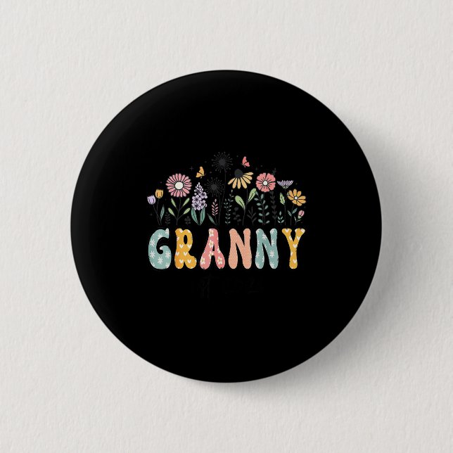 Promoted To Granny Est. 2026 Daisy Floral Wildflow 6 Cm Round Badge (Front)