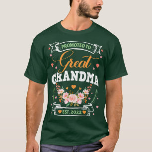 Promoted to Great Grandma EST 2022 First Mothers D T-Shirt