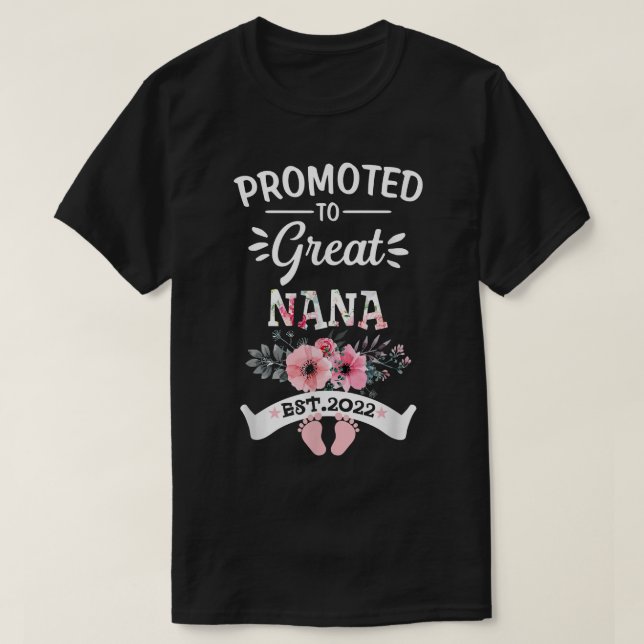 Promoted to Great Nana Est 2022 Costume Cute  T-Shirt (Design Front)