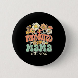 Promoted to mama 2026 wildflower pregnancy 6 cm round badge