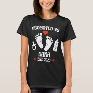 Promoted To Nana 2023 First Time New Grandma Pregn T-Shirt