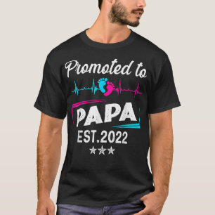 Promoted To Papa Est 2022 Funny New Papa T-Shirt