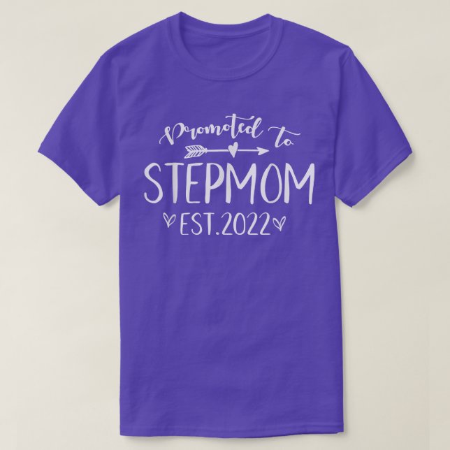 Promoted to Stepmom Est 2022 Mothers Day Grandma G T-Shirt (Design Front)