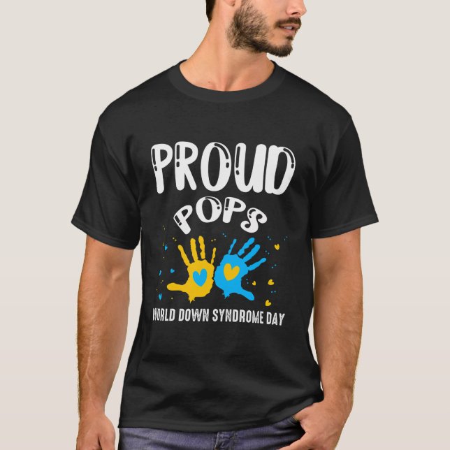 Proud Aunt World Down Syndrome Awareness Family Su T-Shirt (Front)