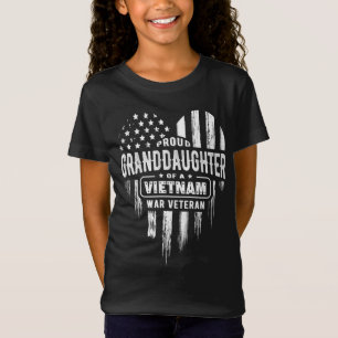 Proud Granddaughter Vietnam Vet Grandpa Veteran T-Shirt