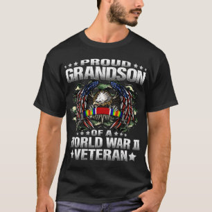 Proud Grandson Of A World War 2 Veteran Military V T-Shirt