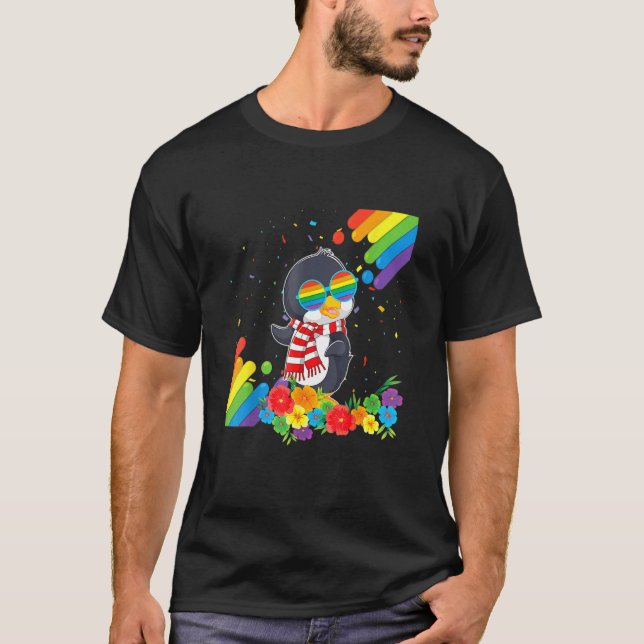 Proud Lgbt Gay Penguin Pride Flag Rainbow Lgbtq Le T-Shirt (Front)